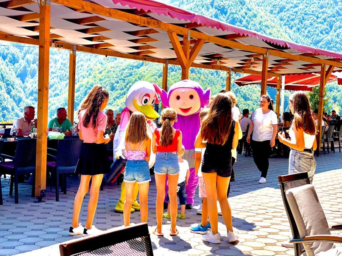 Hotel Panorama Rugove ペーチ エクステリア 写真