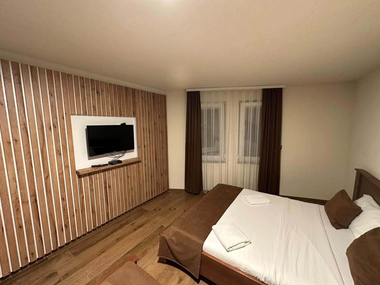 Hotel Panorama Rugove ペーチ エクステリア 写真