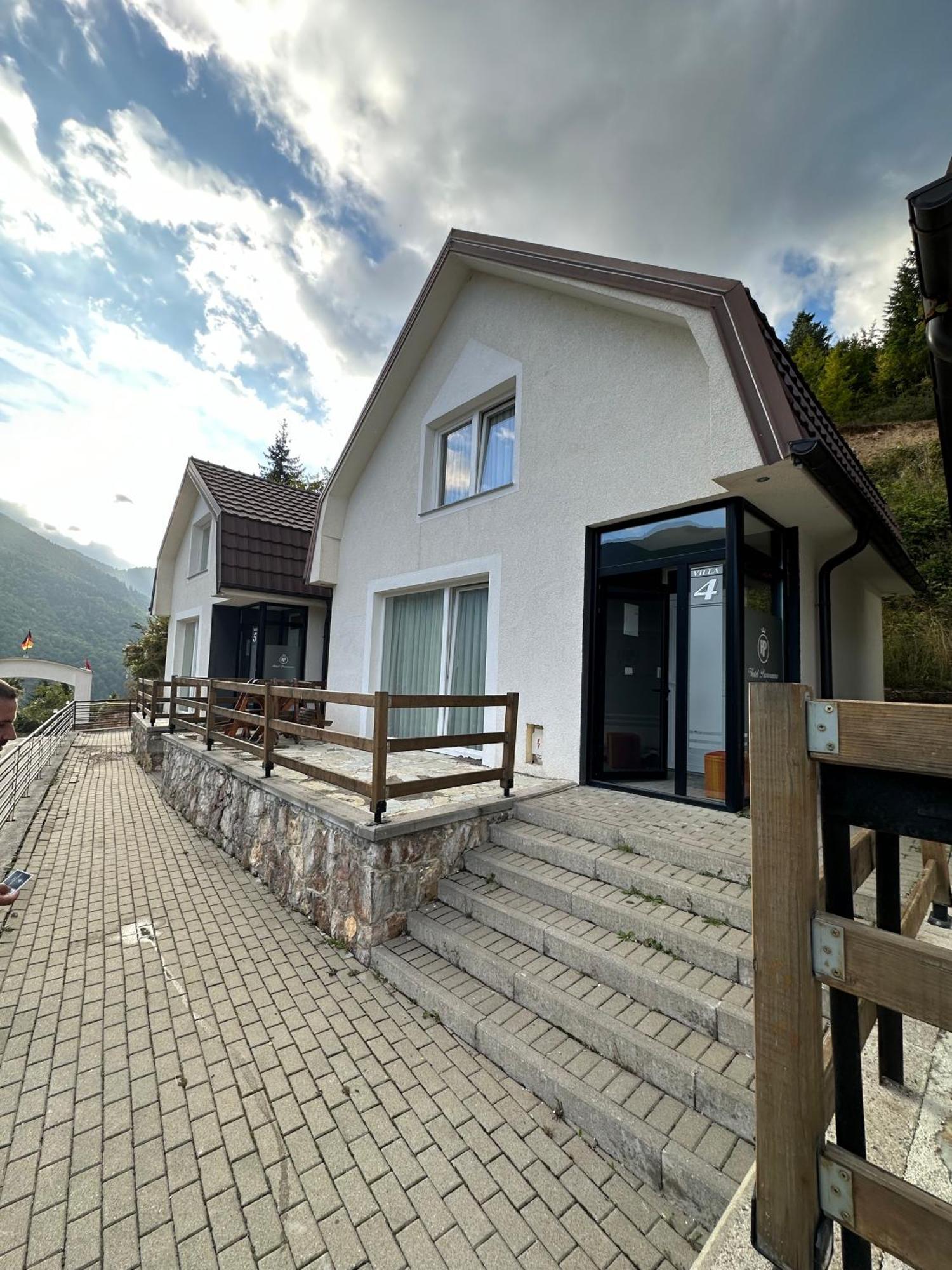 Hotel Panorama Rugove ペーチ エクステリア 写真