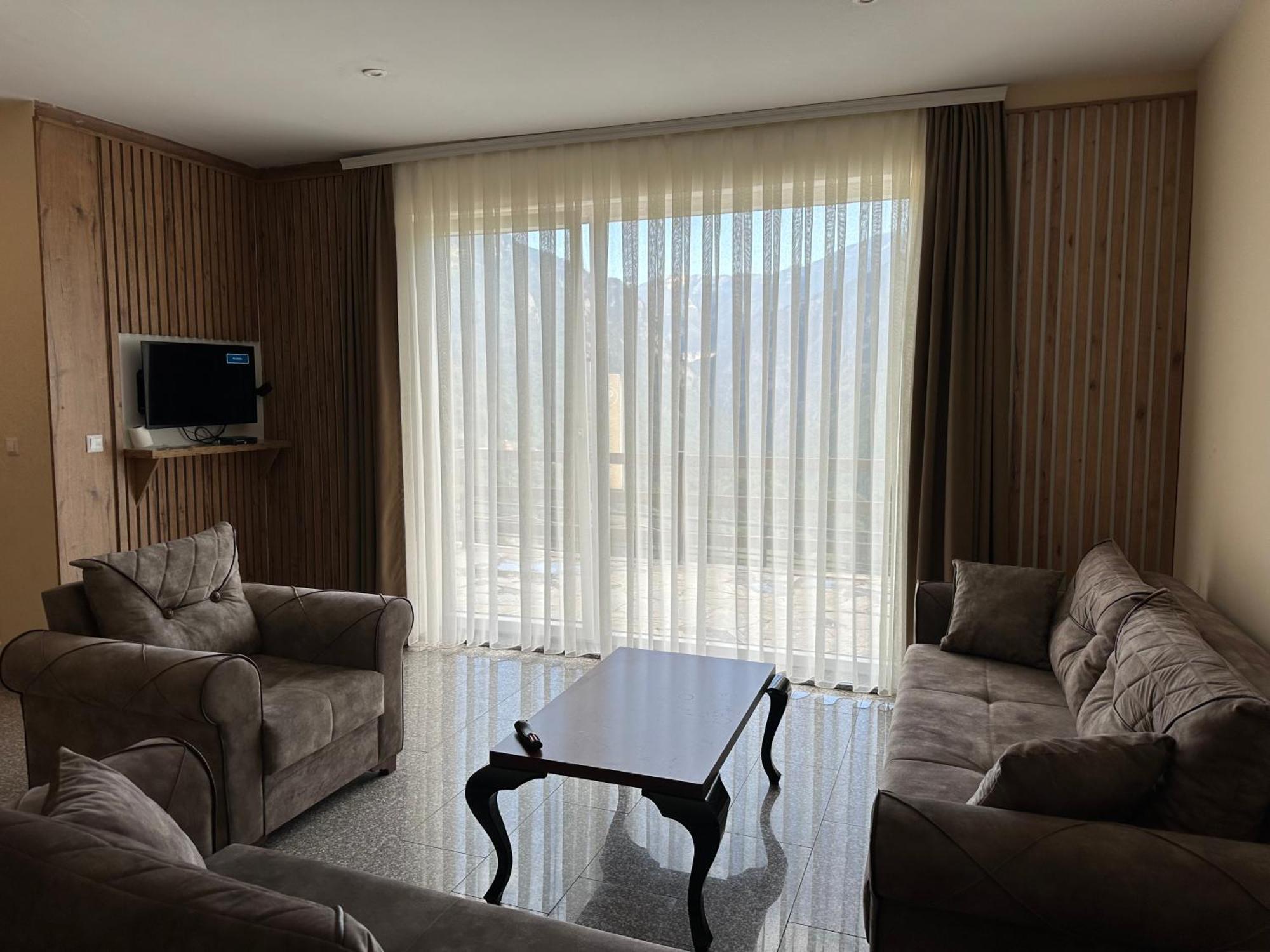 Hotel Panorama Rugove ペーチ エクステリア 写真