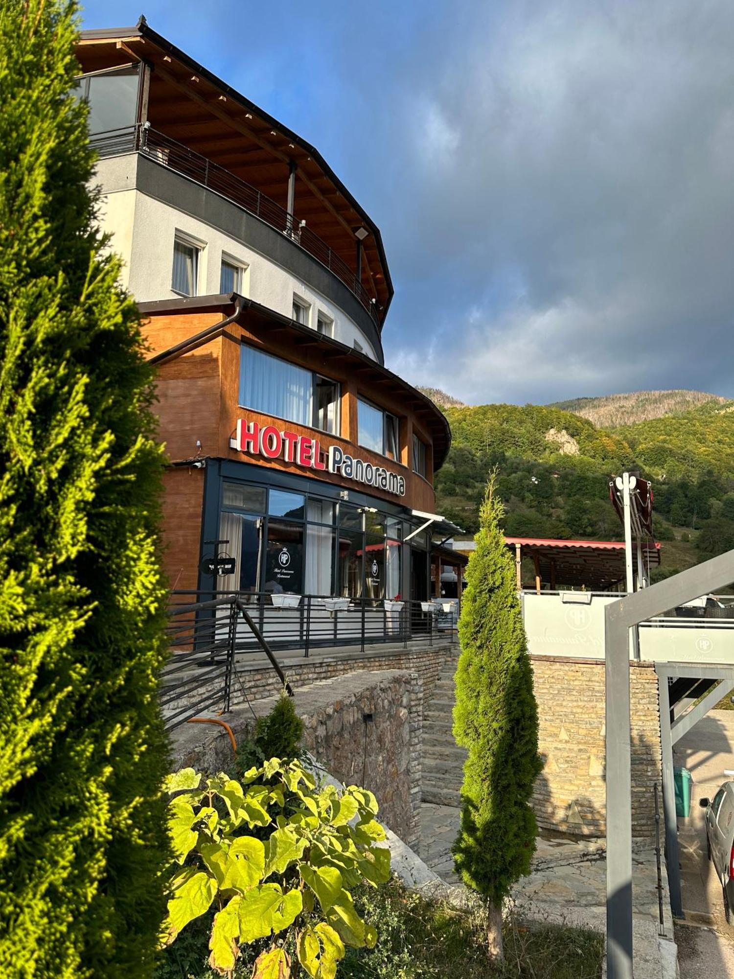 Hotel Panorama Rugove ペーチ エクステリア 写真