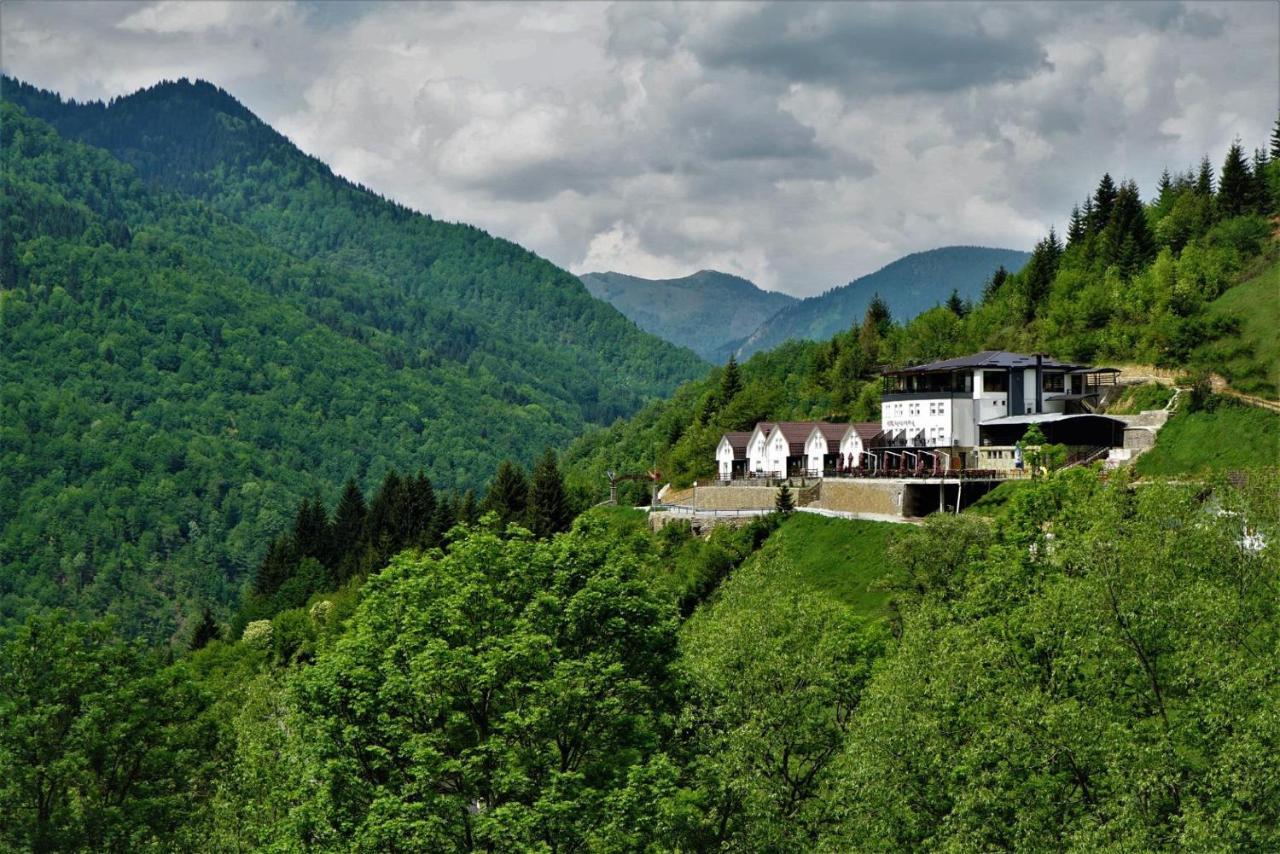 Hotel Panorama Rugove ペーチ エクステリア 写真